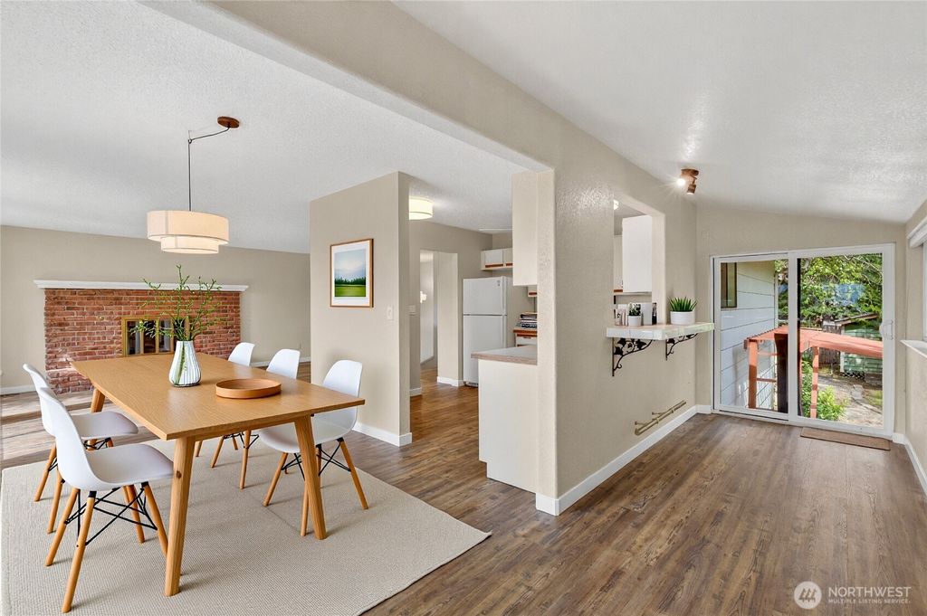 909 N James Avenue, East Wenatchee, WA - More