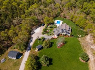 29 Drumble Ln, Barnstable, MA 02630