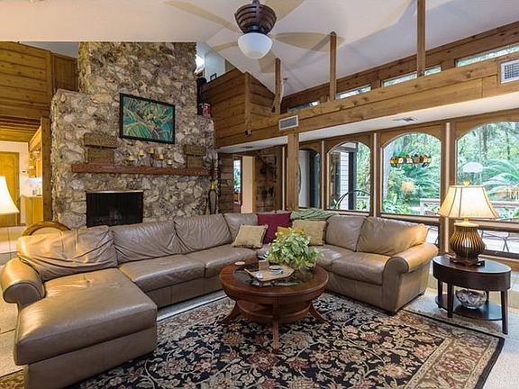 Great/Living/Family Room facing front entrance