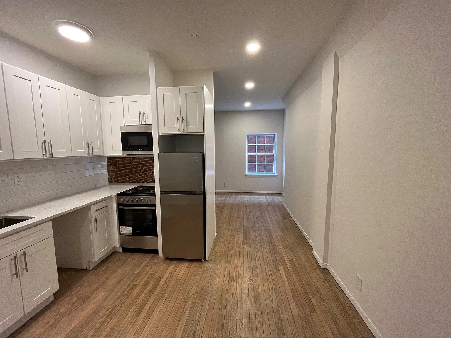 225 East 96th Street — Photo 3