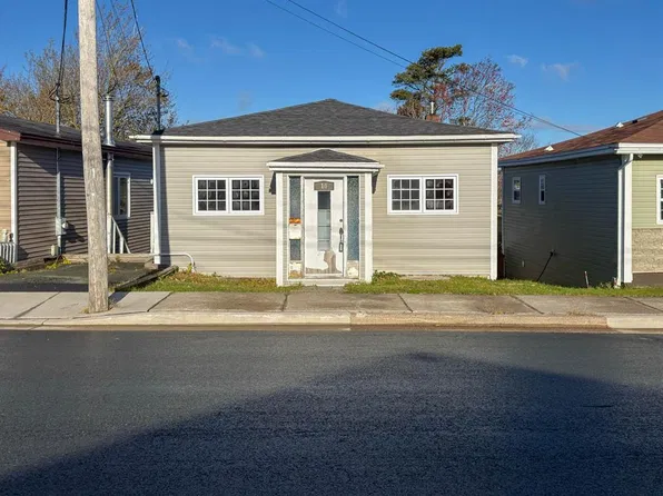10 Calver Avenue, St. John's, NL A1C2W9