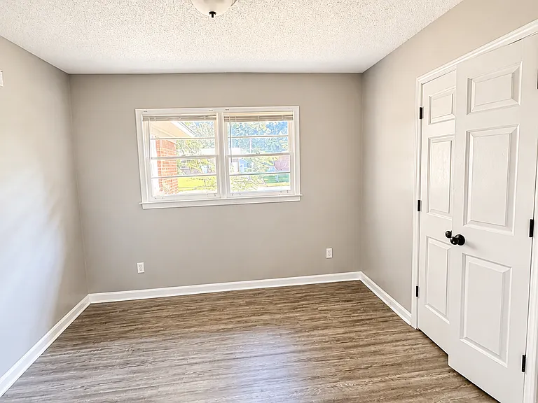 3963 Kenosha Rd — Photo 8