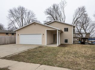 3641-8 1/2 St NW, Rochester, MN 55901