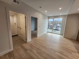 1055 Cambridge St, Cambridge, MA 02139