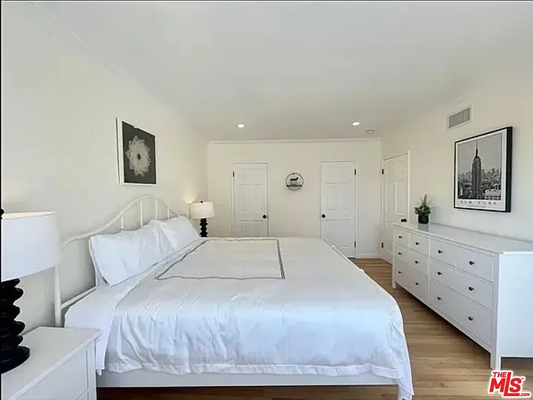 429 Ocean Ave #12 — Photo 12