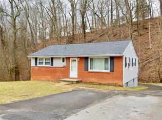 325 Ridgewood Dr, Kingsport, TN 37660