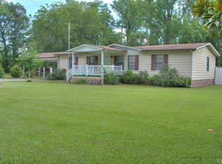 669 Okisko Rd, Elizabeth City, NC 27909