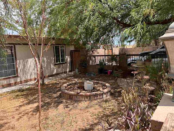 3rd image of 9220 E 22nd Ln