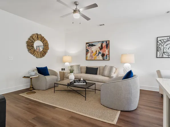 145 Huntley Dr, Pelham, AL 35124