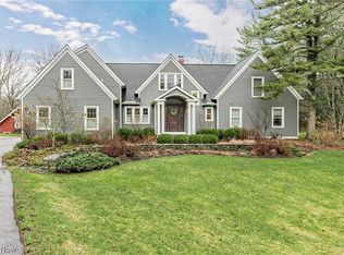 449 N Main St, Chagrin Falls, OH 44022