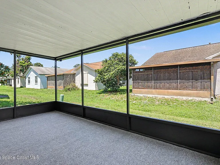 3695 Brentwood Ct — Photo 20
