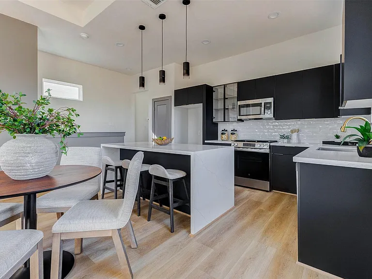 4805 Paula St #A — Photo 3