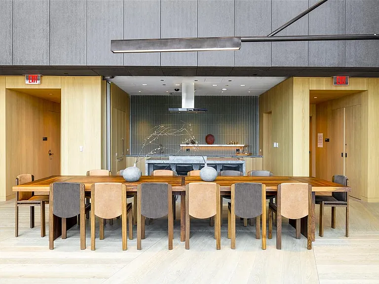 1 Eagle St — Photo 11
