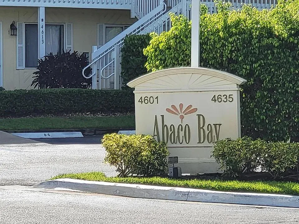 Building Photo - 4611 Bayshore Dr #O8