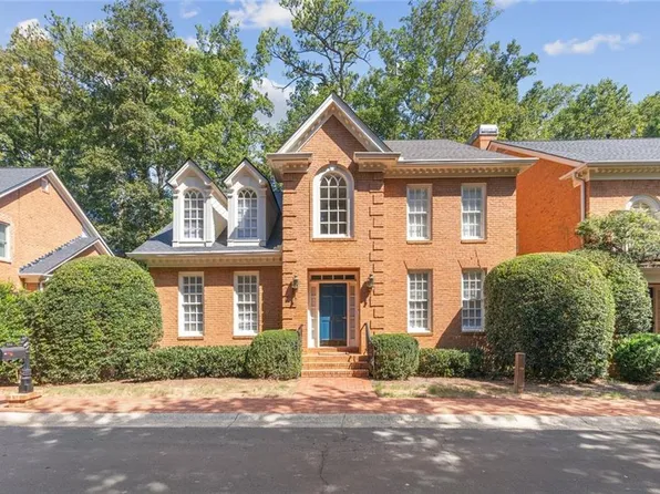 448 Ivy Park Ln NE, Atlanta, GA 30342