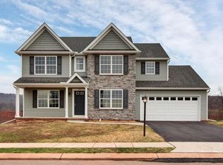 325 Andrew Dr, York, PA 17404