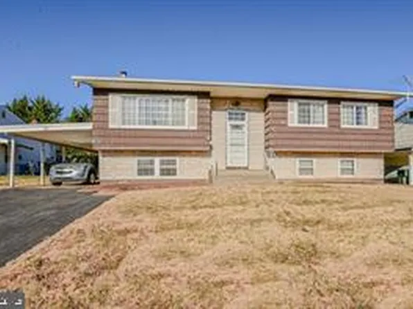 12 Alwyn Rd, Newark, DE 19713