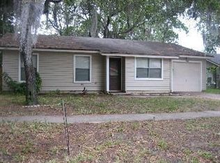 1045 Palm Landing Dr S, Jacksonville, FL 32233