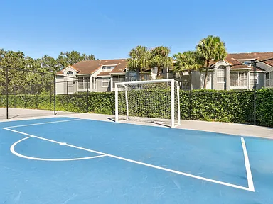 Pine Harbour Apartments