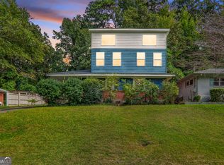 987 Pegg Rd, East Pt, GA 30344