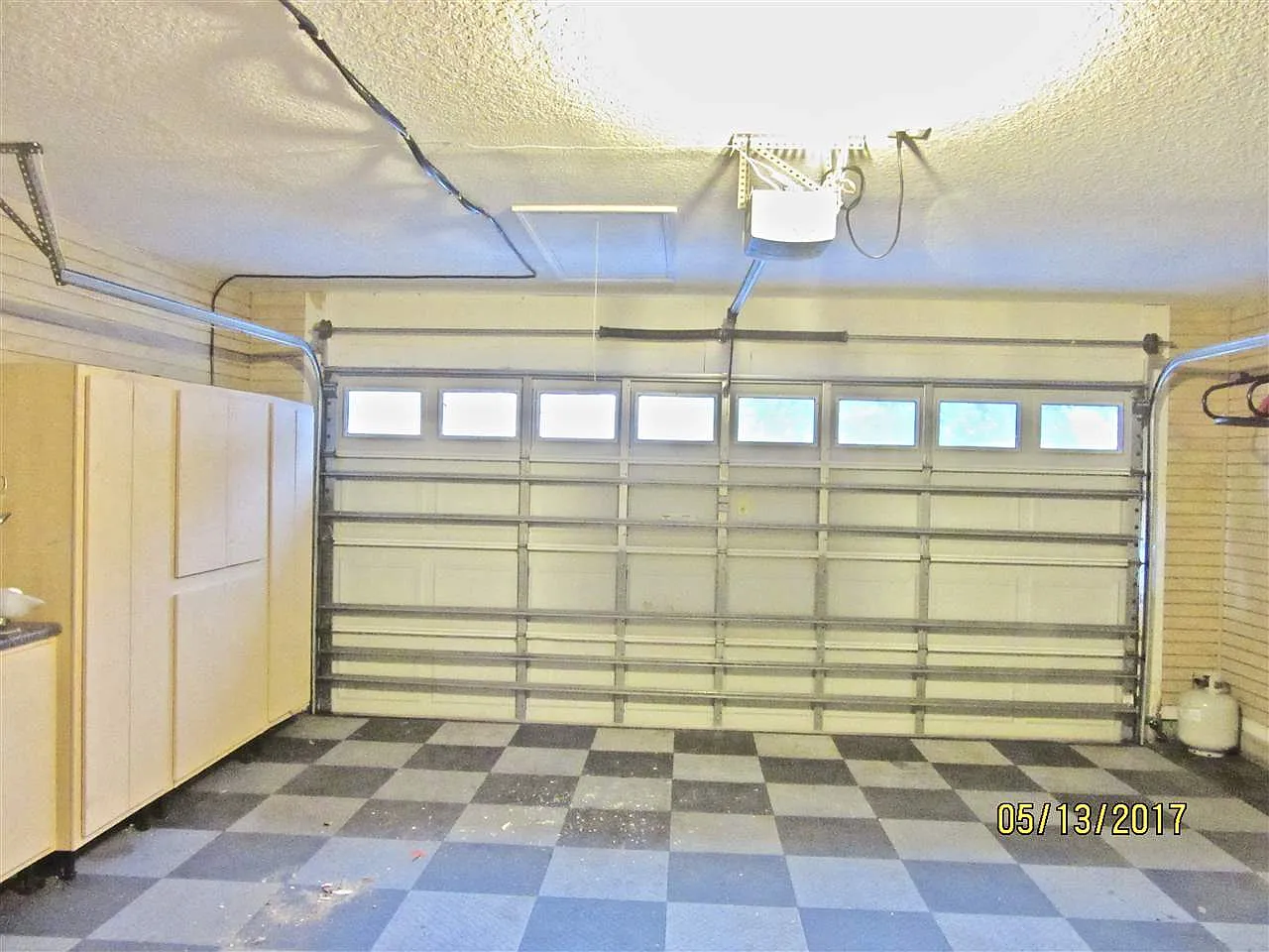 4 bed, 2260 sqft, $2,425 — Photo 3