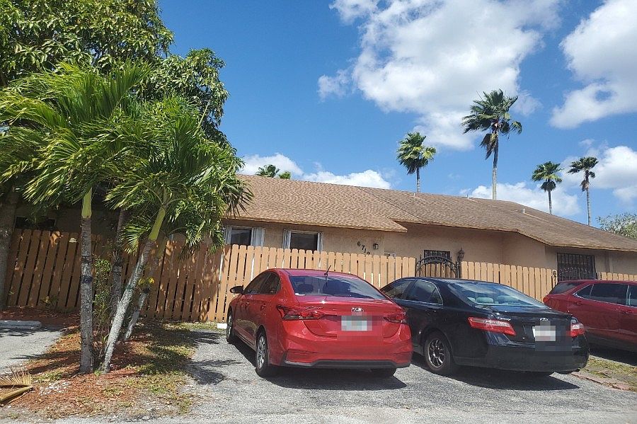 1st image of 6719 NW 192nd Ln