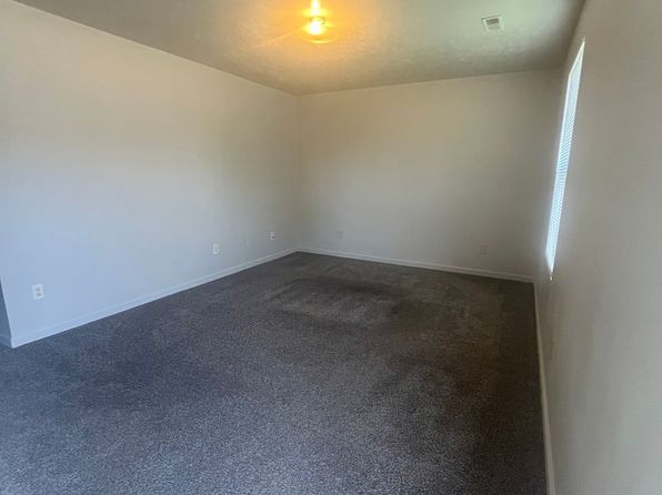 Leighton Court - 1015 (B-H), 1015 18th St #B4, Vienna, WV 26105