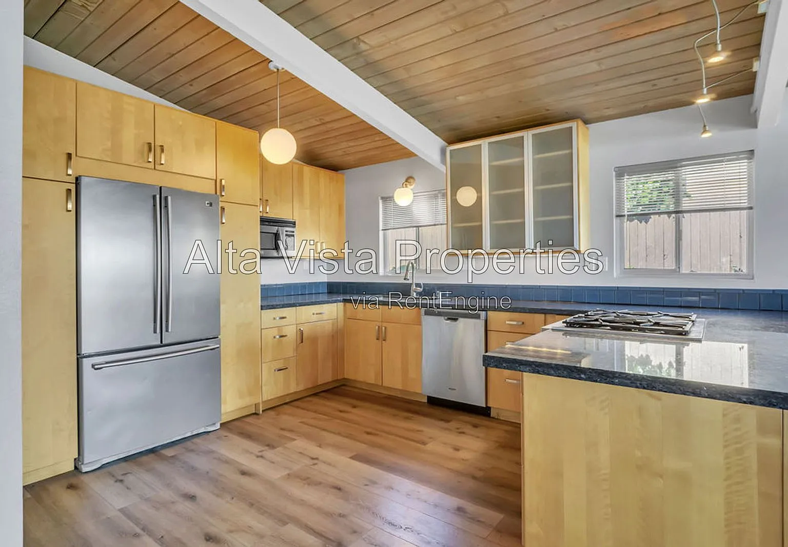 3 bed, 2.0 bath, 1792 sqft, $6,449 — Photo 1