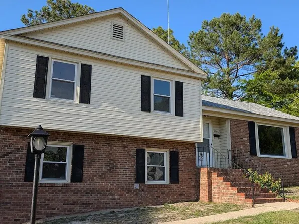 5240 Chesapeake Rd, Fayetteville, NC 28311