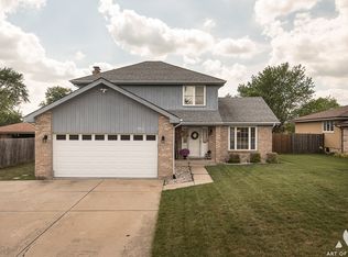 19934 Therese Ln, Mokena, IL 60448