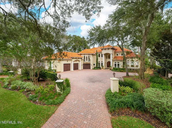 821 QUEENS HARBOR Boulevard, Jacksonville, FL 32225