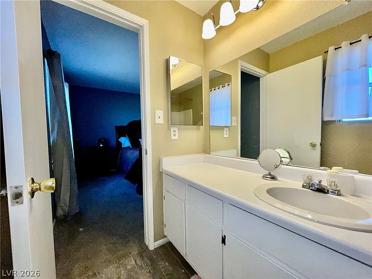 2040 Mesquite Ln #104 — Photo 12