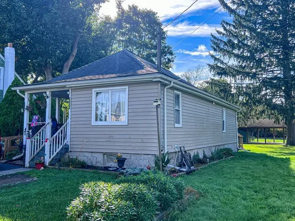 323 Ohanlon Ave, Elmira Heights, NY 14903