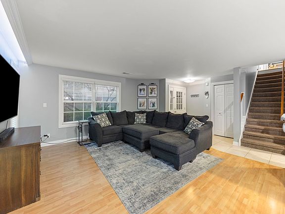 3rd image of 233 Birmingham Ct #1543-5