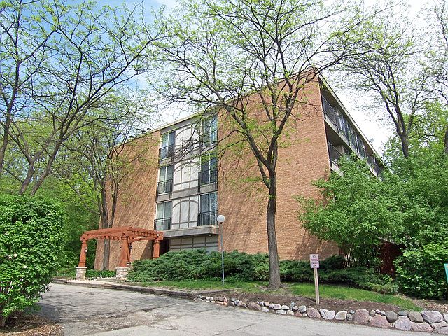 1st image of 5830 Oakwood Dr APT 2K