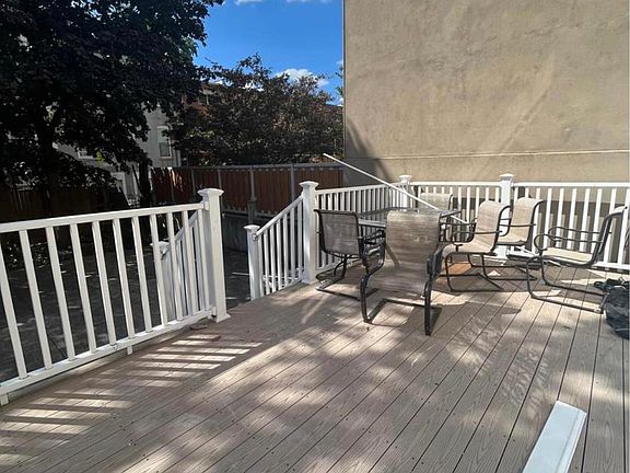 2nd image of 717 Saint Lawrence Ave Floor 1