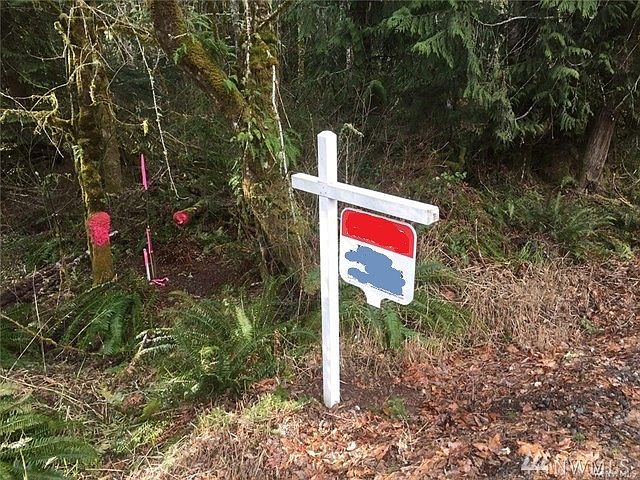 1st image of 8040 Wapiti Ln SE