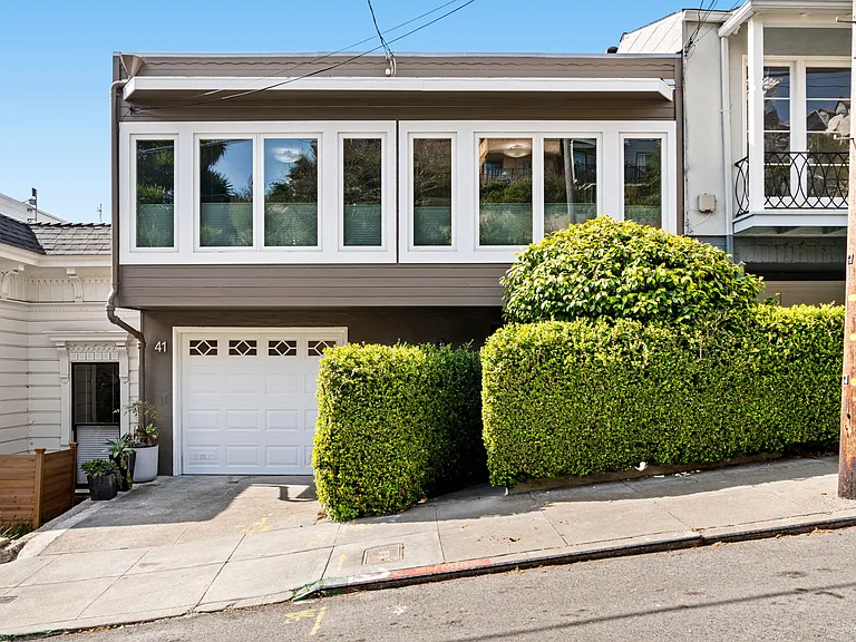 41 Saturn St — Photo 40