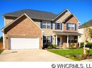 66 Wildbriar Rd, Fletcher, NC 28732