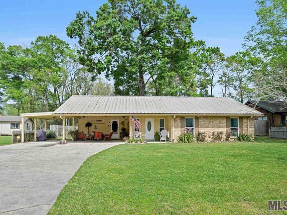 2nd image of 8809 Timber Dr