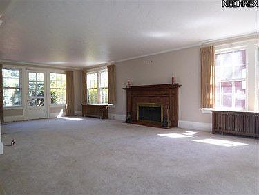 2nd image of 2271 N Saint James Pkwy