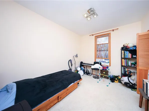 2391 East 3rd Street image 24 of 33