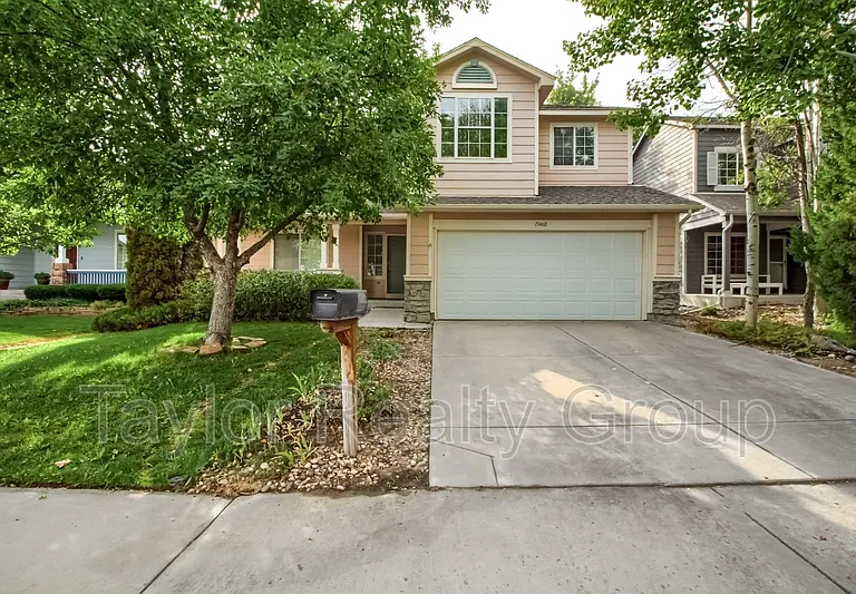 13460 Vine St — Photo 1