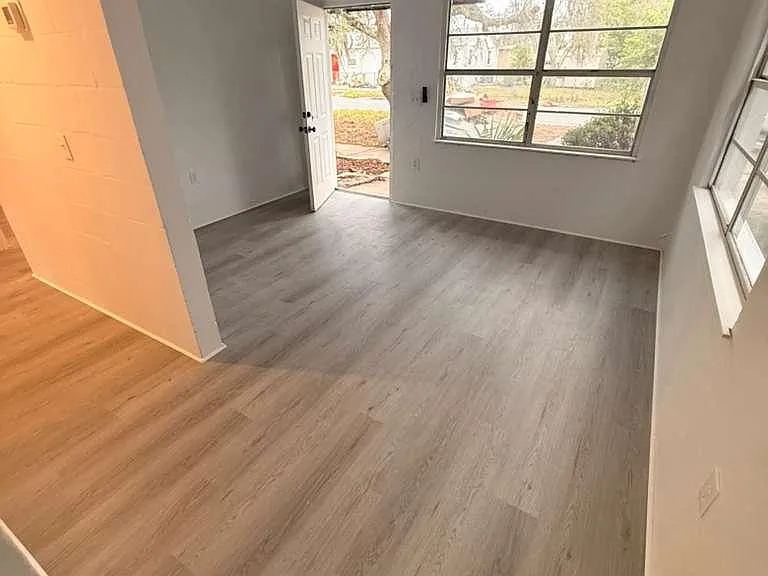 Unit Photo