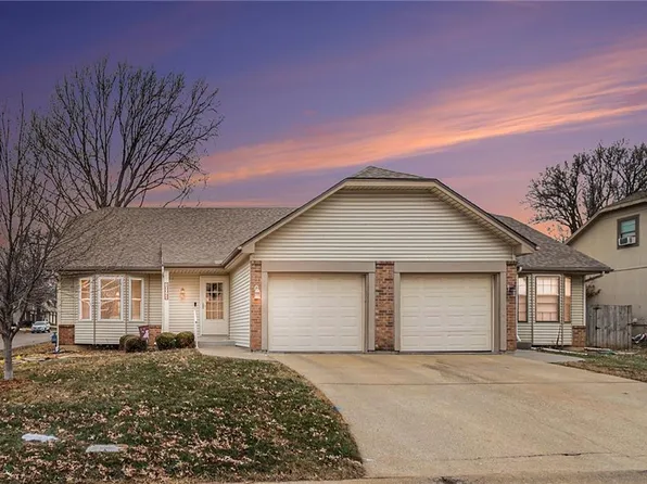 10048 W 86th Ter, Overland Park, KS 66212