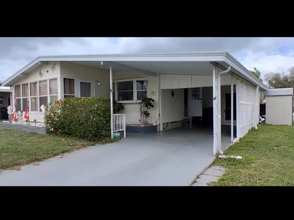 7520 Westwood Dr, Ellenton, FL 34222
