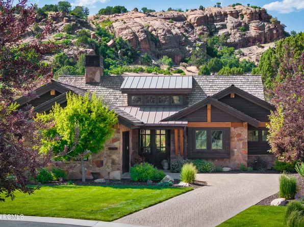 153 N Club Cabins Ct, Heber, UT 84032