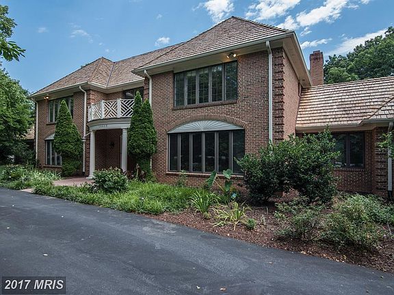 2nd image of 10605 Stapleford Hall Dr
