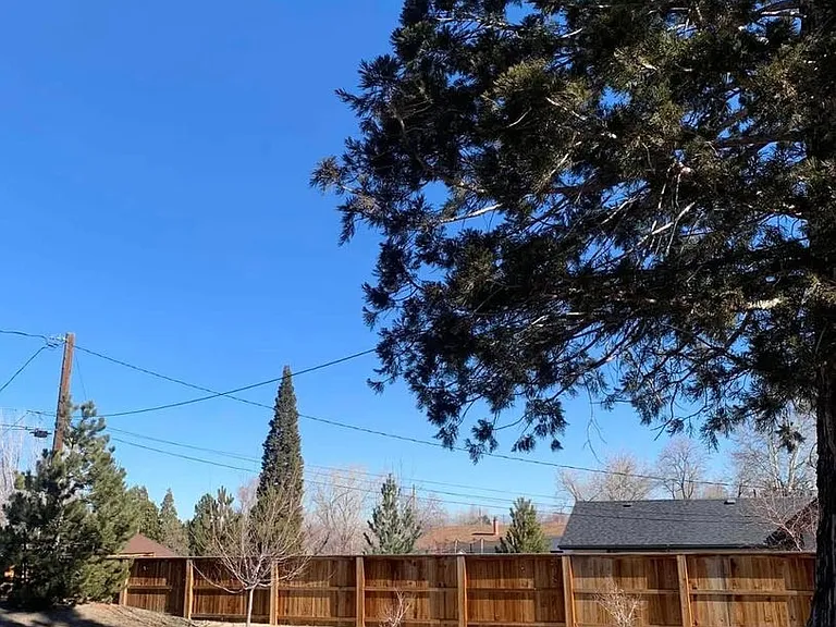 1031 Skyline Blvd — Photo 22