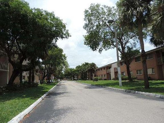 4th image of 7180 NW 179th St APT 207